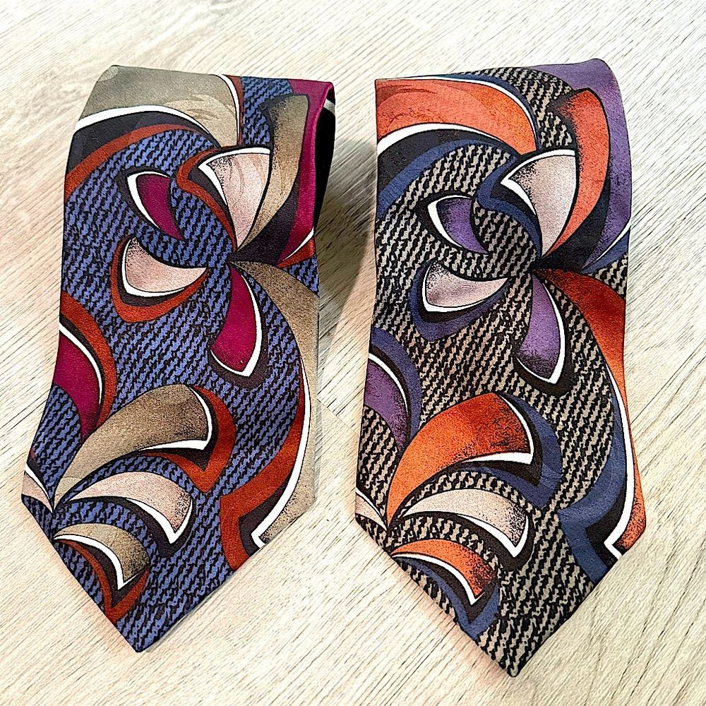 Chez Roffe New York Set of 2 100% Silk Abstract Print Navy & Red Neck Ties